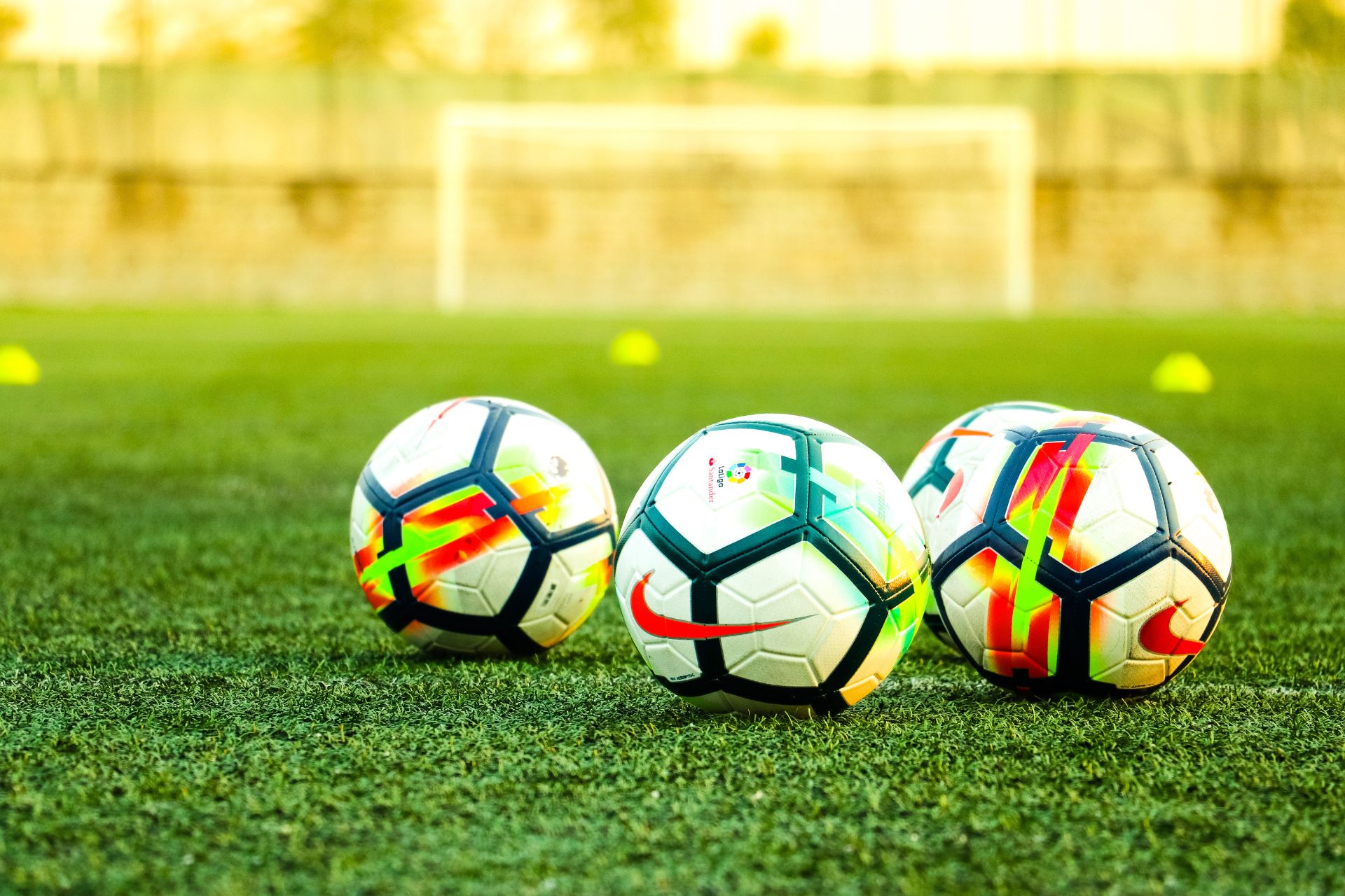 Como escolher a bola de futebol ideal para crianças e adultos