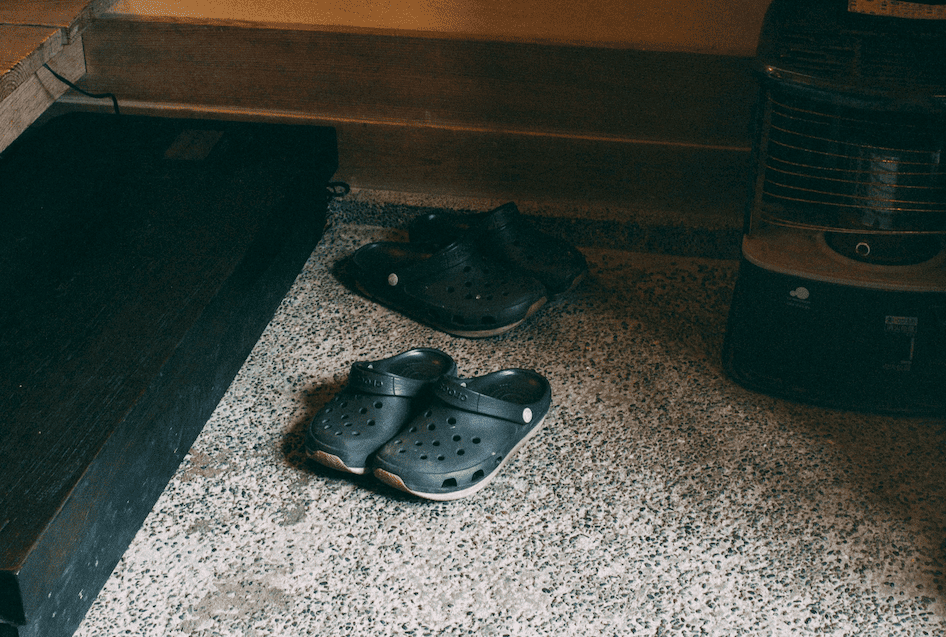 Crocs na academia | Drastosa